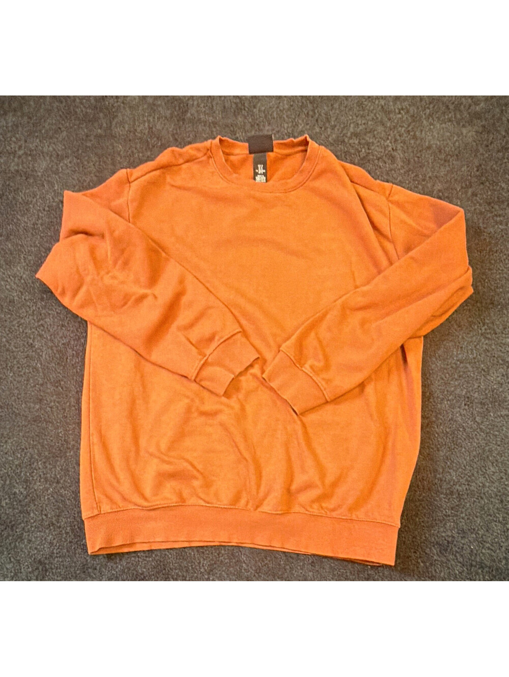 H&M Men's Orange Solid Pullover Sweatshirt Crew Neck Relaxed Fit Long Sleeve M